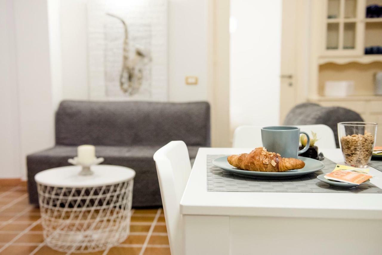 Casa Vela Bianca Mondello Addaura Apartment ปาแลร์โม ภายนอก รูปภาพ
