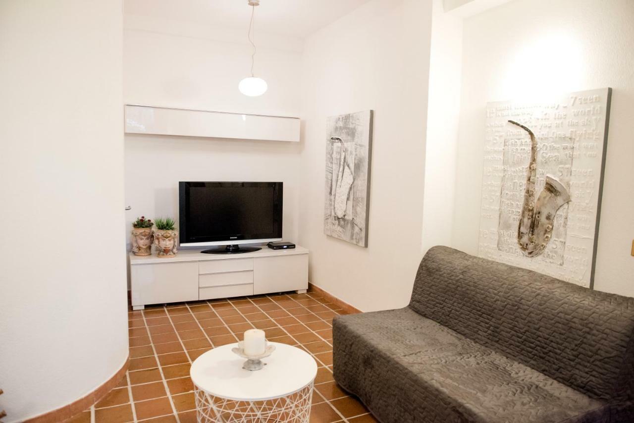 Casa Vela Bianca Mondello Addaura Apartment ปาแลร์โม ภายนอก รูปภาพ